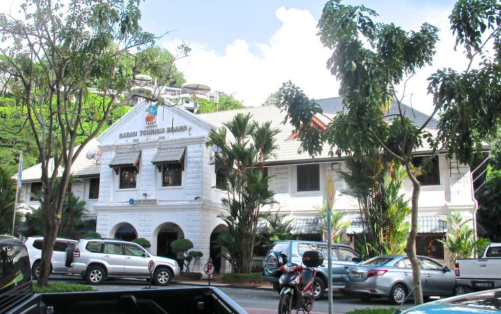 Akinabalu Youth Hostel Kota Kinabalu Dış mekan fotoğraf